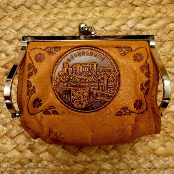 Vintage Hand-Tooled Leather Coin Purse or Wallet From Heidelberg, Germany - Picture 6 of 7